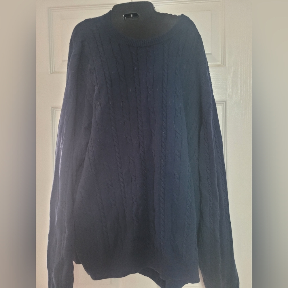 Roundtree & Yorke Navy Cable Knit Sweater